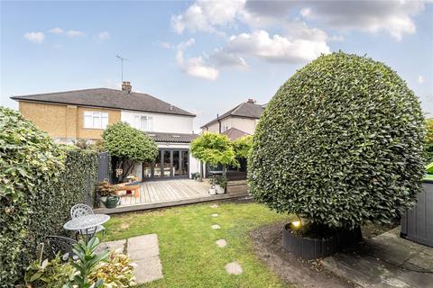 12 Leys Close, Harefield, Uxbridge, UB9 6QB