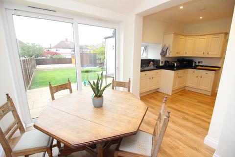 4 bedroom semi-detached house to rent, Rutherwyke Close, Stoneleigh KT17