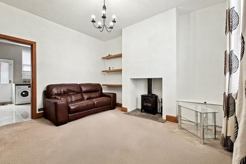 2 bedroom terraced house to rent, Albert Street, Prestwich, M25