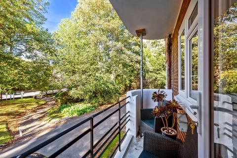 2 bedroom flat for sale, London Road, Preston Park, Brighton