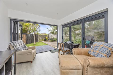 undefined, Sunnydale Close, Patcham, Brighton