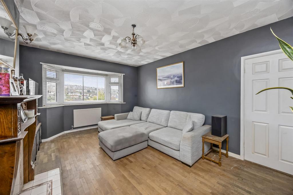 Living Room/Bedroom