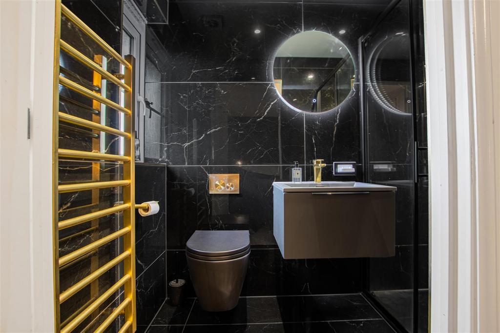 Ensuite-2.jpg