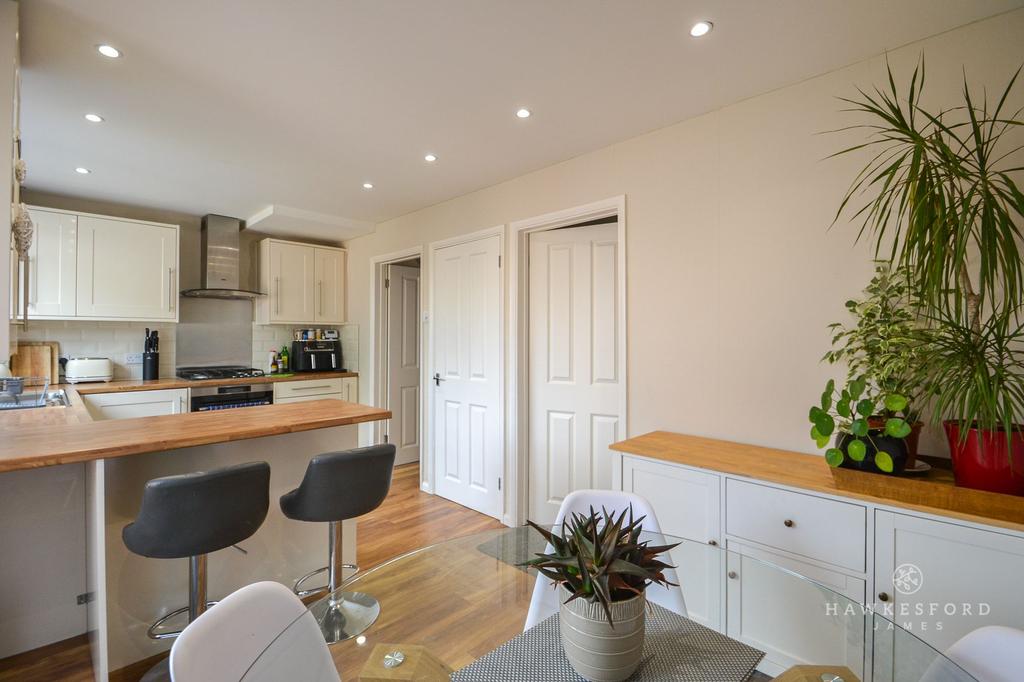 Harris Gardens, Sittingbourne - Kitchen/diner