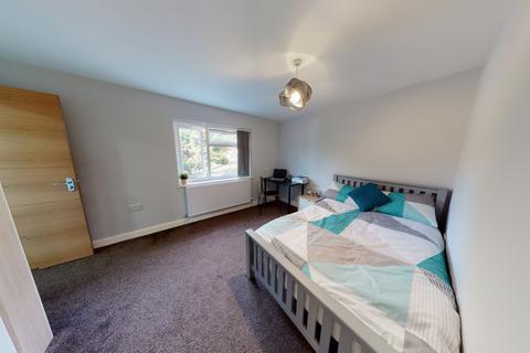 7 bedroom detached house to rent, 179 Charter Avenue, CV4 8ER