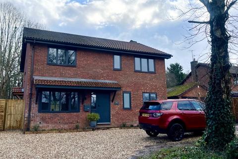 undefined, Reading Road, Chineham, Basingstoke, Hampshire, RG24