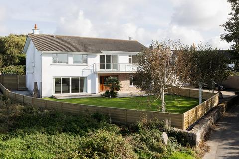 4 bedroom detached house for sale, La Rue de La Ville Guyon, St. John, Jersey