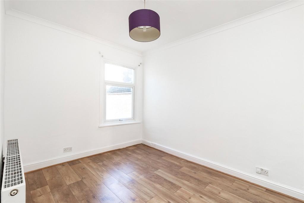 Apartment in London - View 4