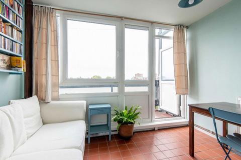 2 bedroom flat for sale, Morning Lane, London E9