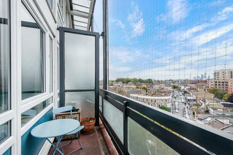 2 bedroom flat for sale, Morning Lane, London E9