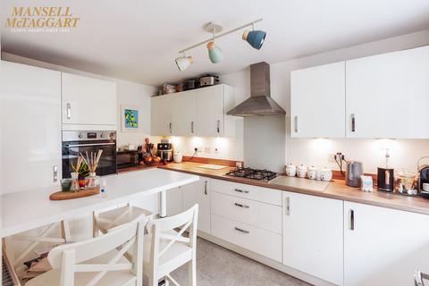 4 bedroom semi-detached house for sale, Hamfield Drive, Hassocks, BN6