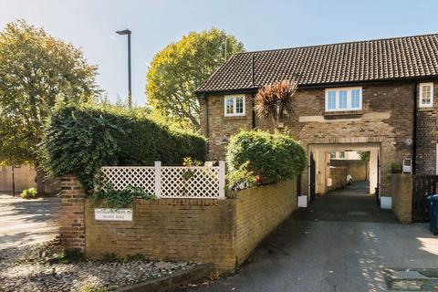 undefined, Rochester Mews, London W5