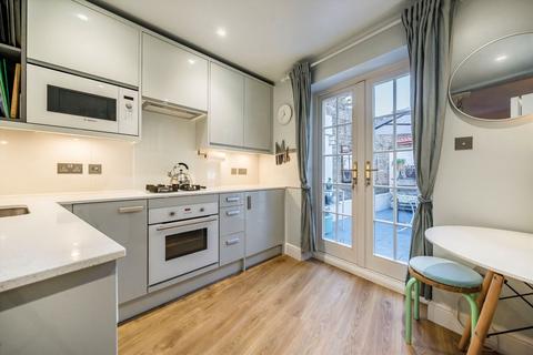 undefined, Rochester Mews, London W5