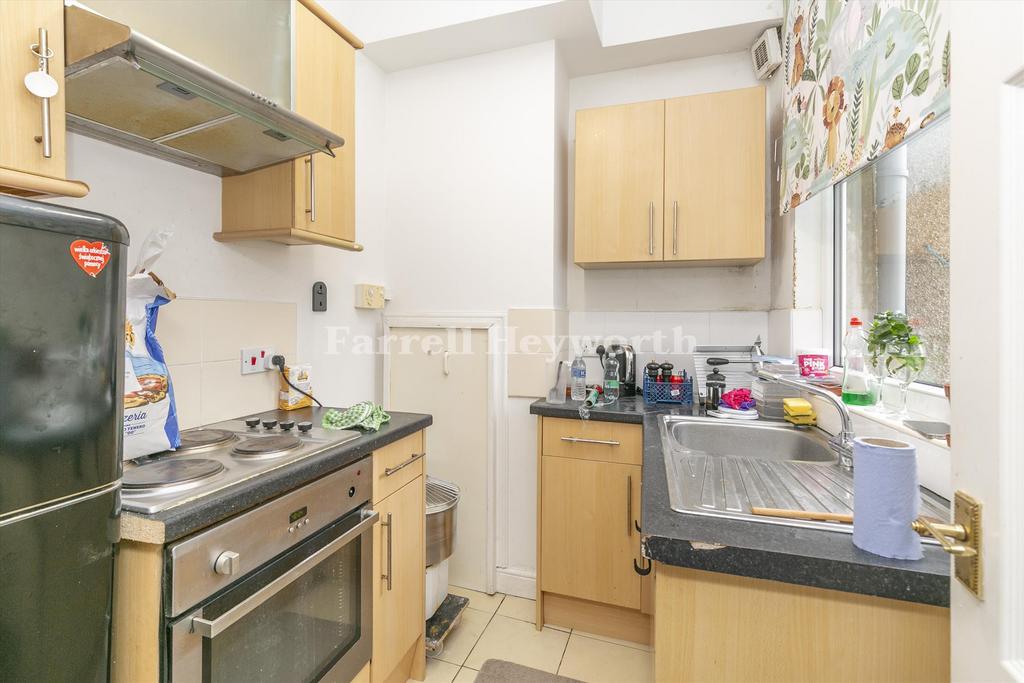Kitchen 3