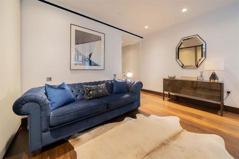 undefined, Kings Gate Walk, London SW1E