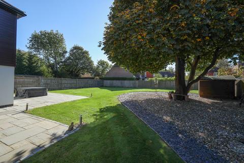 5 bedroom detached house for sale, Folders Lane, Burgess Hill, RH15