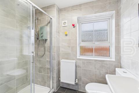 3 bedroom semi-detached house for sale, Crimson Close, Rugby CV22