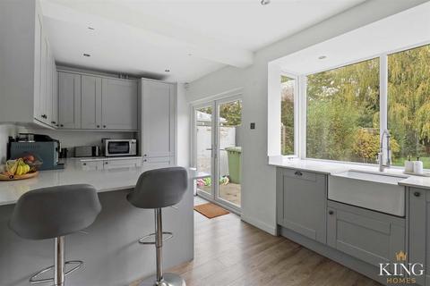 undefined, Birmingham Road, Mappleborough Green, B80 7BL
