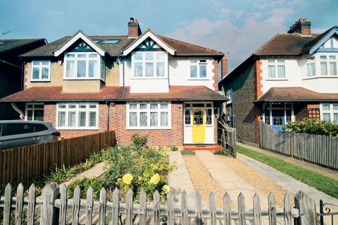 3 bedroom semi-detached house for sale, Lime Grove, New Malden