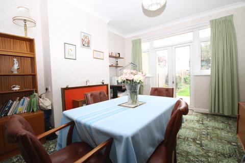 3 bedroom semi-detached house for sale, Lime Grove, New Malden