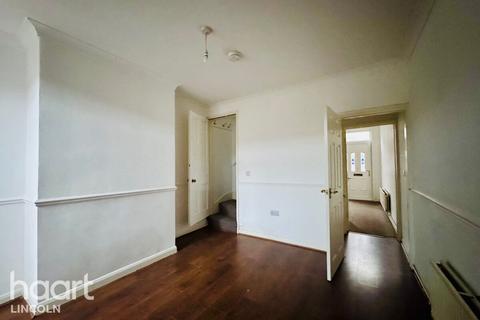 2 bedroom terraced house to rent, Gibbeson Street, LINCOLN