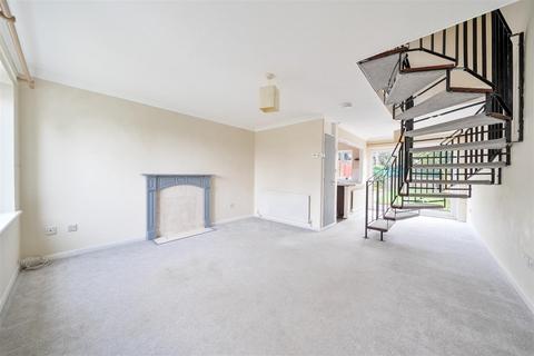 3 bedroom terraced house for sale, Elizabeth Close, Ivybridge PL21