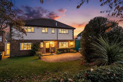 4 bedroom detached house for sale, Oakwood Avenue, Purley, CR8