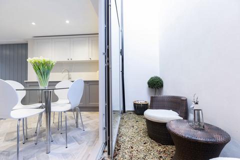 2 bedroom end of terrace house for sale, Lansdown Terrace Lane, Cheltenham GL50 2JU