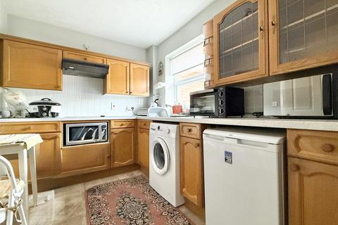 undefined, Winterburn Gardens, Whetstone LE8
