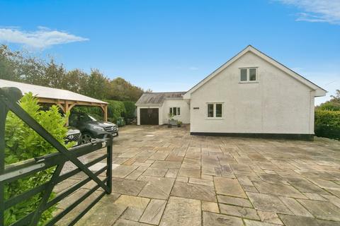 5 bedroom detached house for sale, Amlwch LL68