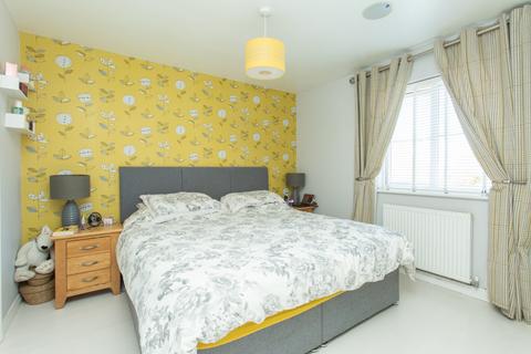 17 Aurelie Way, Whitstable, CT5 3RT