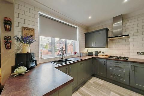 3 bedroom semi-detached house for sale, West Avenue, South Shields, NE34