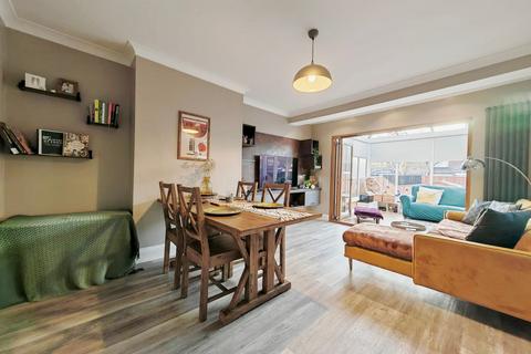 3 bedroom semi-detached house for sale, West Avenue, South Shields, NE34