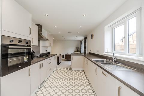 5 bedroom detached house for sale, Hall Chase, Newcastle Upon Tyne NE5