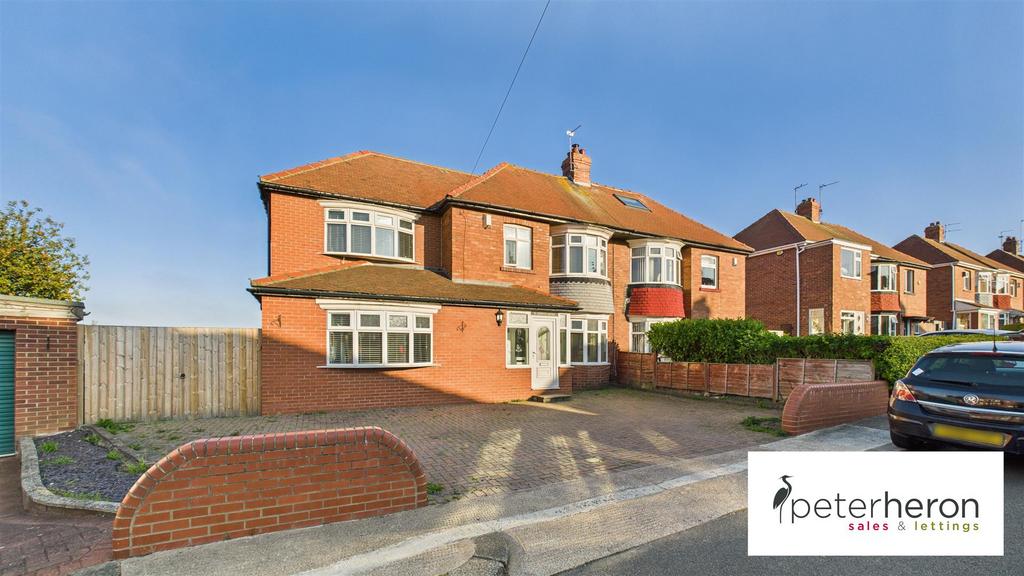 CAM05632 G0-PR0074-STILL044.jpg