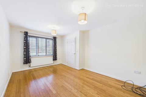 3 bedroom end of terrace house for sale, The Glades, Huntingdon PE29