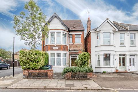 undefined, Cunningham Park, Harrow, HA1
