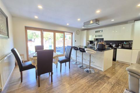 3 bedroom semi-detached house for sale, Vine Road, Green Street Green, Kent, BR6