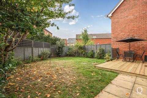 3 bedroom semi-detached house for sale, Hargraves Road, Sittingbourne, Kent, ME10