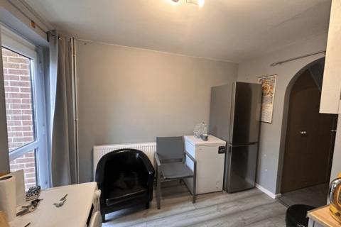 1 bedroom in a house share to rent, Seymour Place, Peterborough, PE4