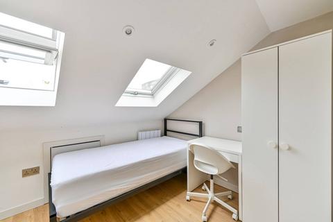 undefined, Clarence Villas, Kingston, Kingston upon Thames, KT1