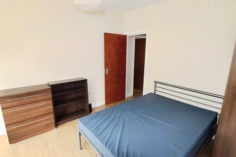2 bedroom flat to rent, Richmond Road, Cardiff, CF24