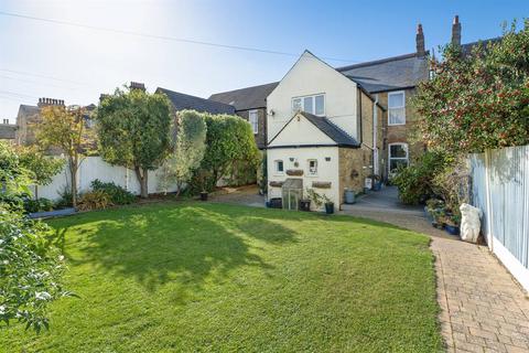 4 bedroom detached house for sale, Canterbury Road, Herne Bay