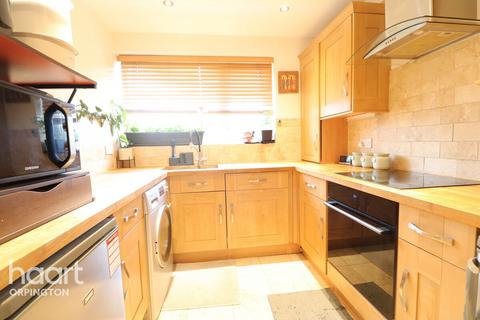 undefined, Clifton Close, Orpington