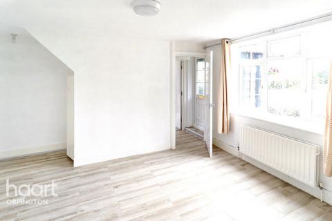 2 bedroom cottage for sale, Gorse Road, Orpington