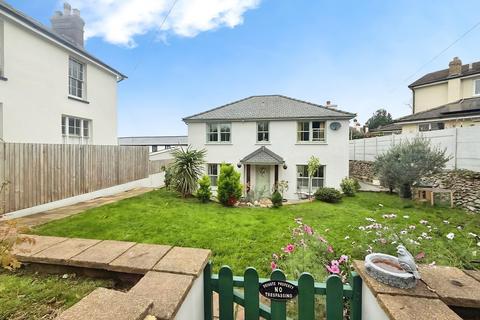 4 bedroom detached house for sale, Station Road, Abergavenny NP7
