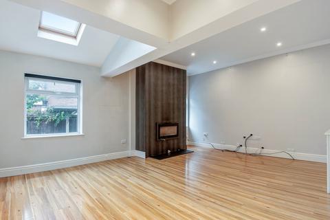 4 bedroom semi-detached house for sale, Western Road, Flixton, Manchester, M41