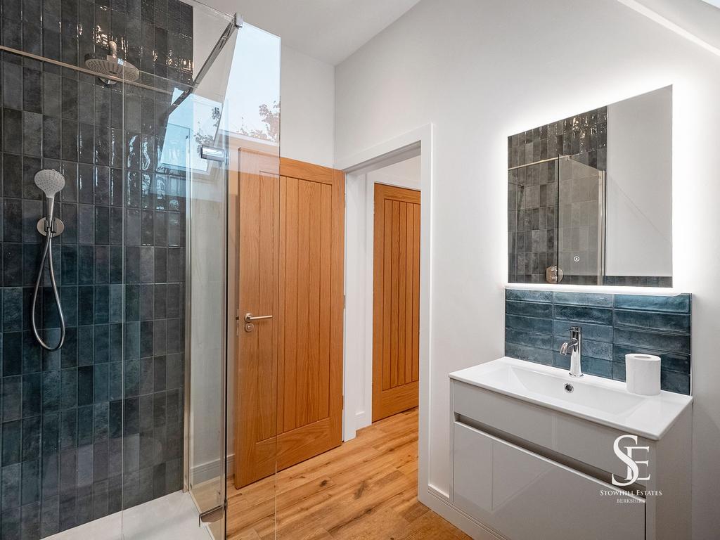 Bedroom 2 En Suite