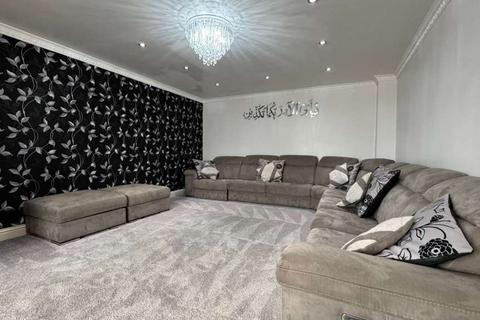 5 bedroom semi-detached house for sale, Coopers Row, Iver, SL0 0HP