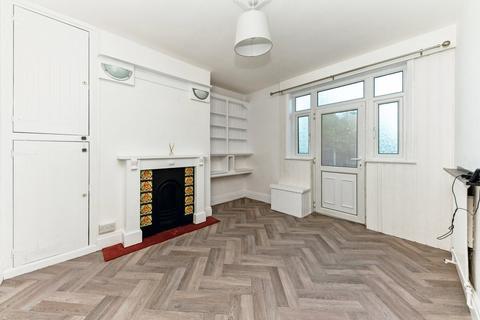 5 bedroom semi-detached house for sale, Second Avenue, Grimsby DN33